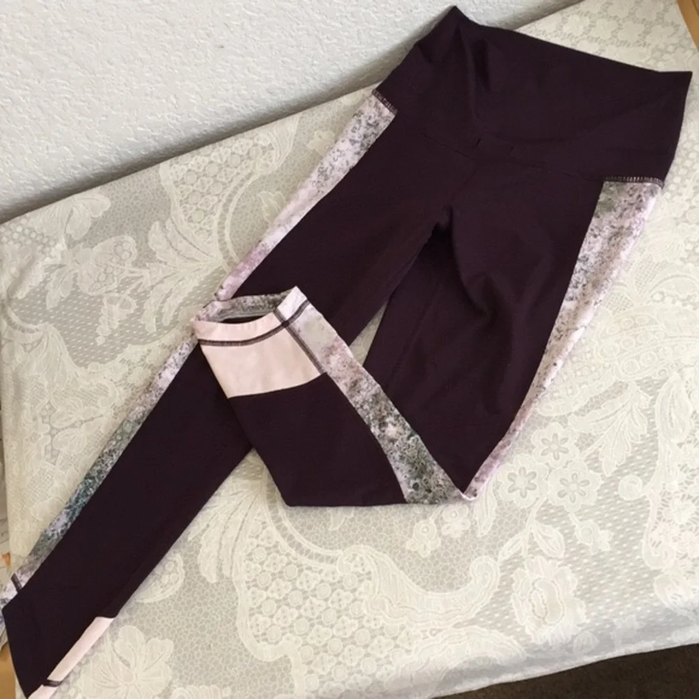 Lululemon plum high waist crop pants